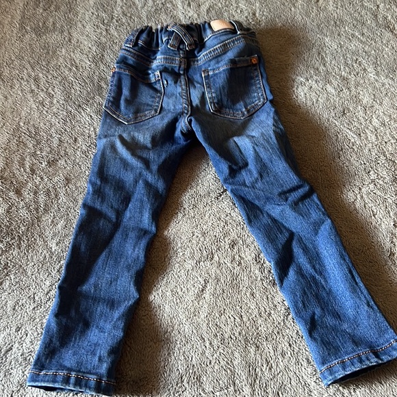 both 2 T - Picture 3 of 7